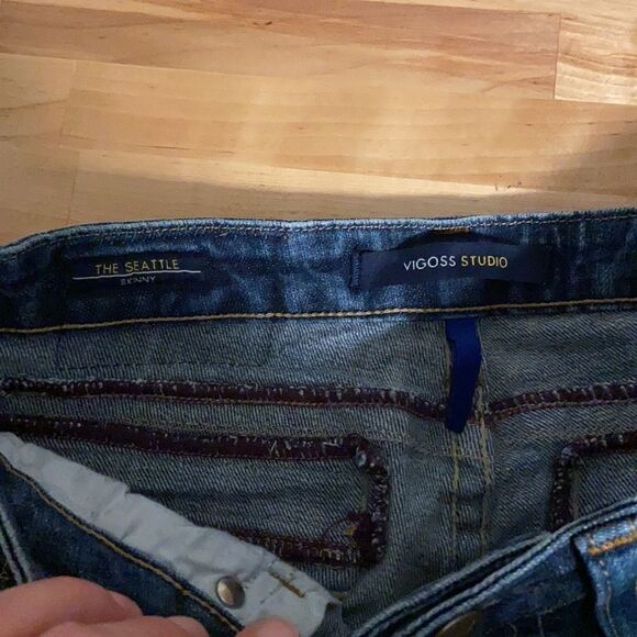 Vigoss Studio Medium Wash’ The Seattle’ Skinny Distressed Jeans Size 3/4 - Picture 3 of 16